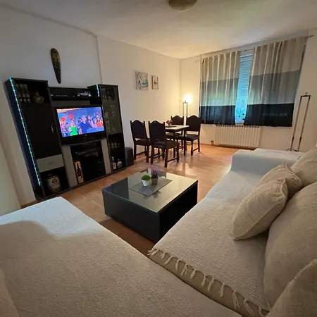 Lipa New Apartment *